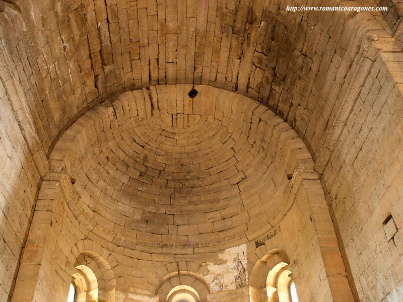 BVEDA ABSIDIAL Y PRESBITERIO EN FUNCIN DE ARCO FAJN DE LA  CPULA